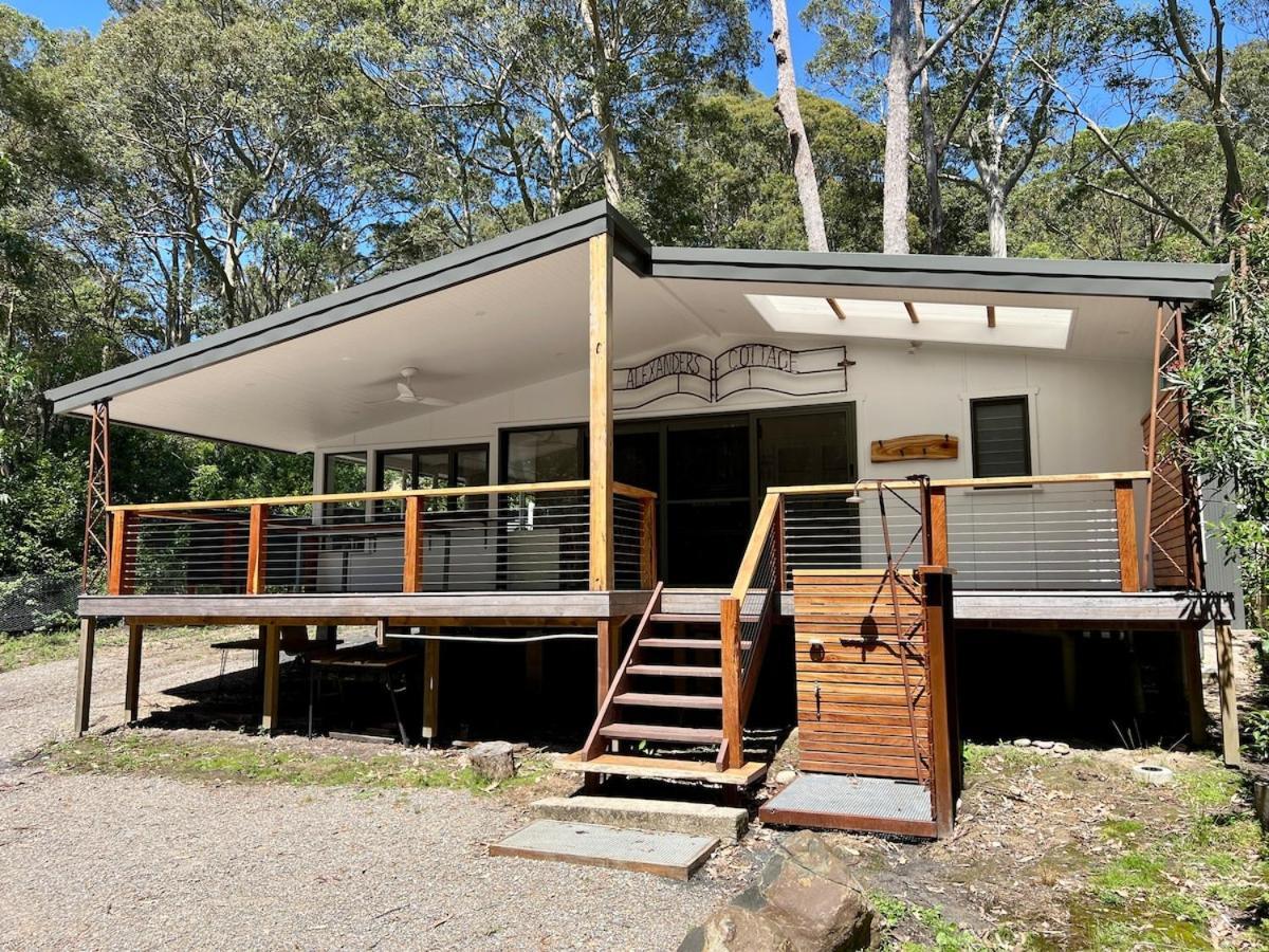 Alexander'S Cottage, Pebbly Beach East Lynne Exterior photo